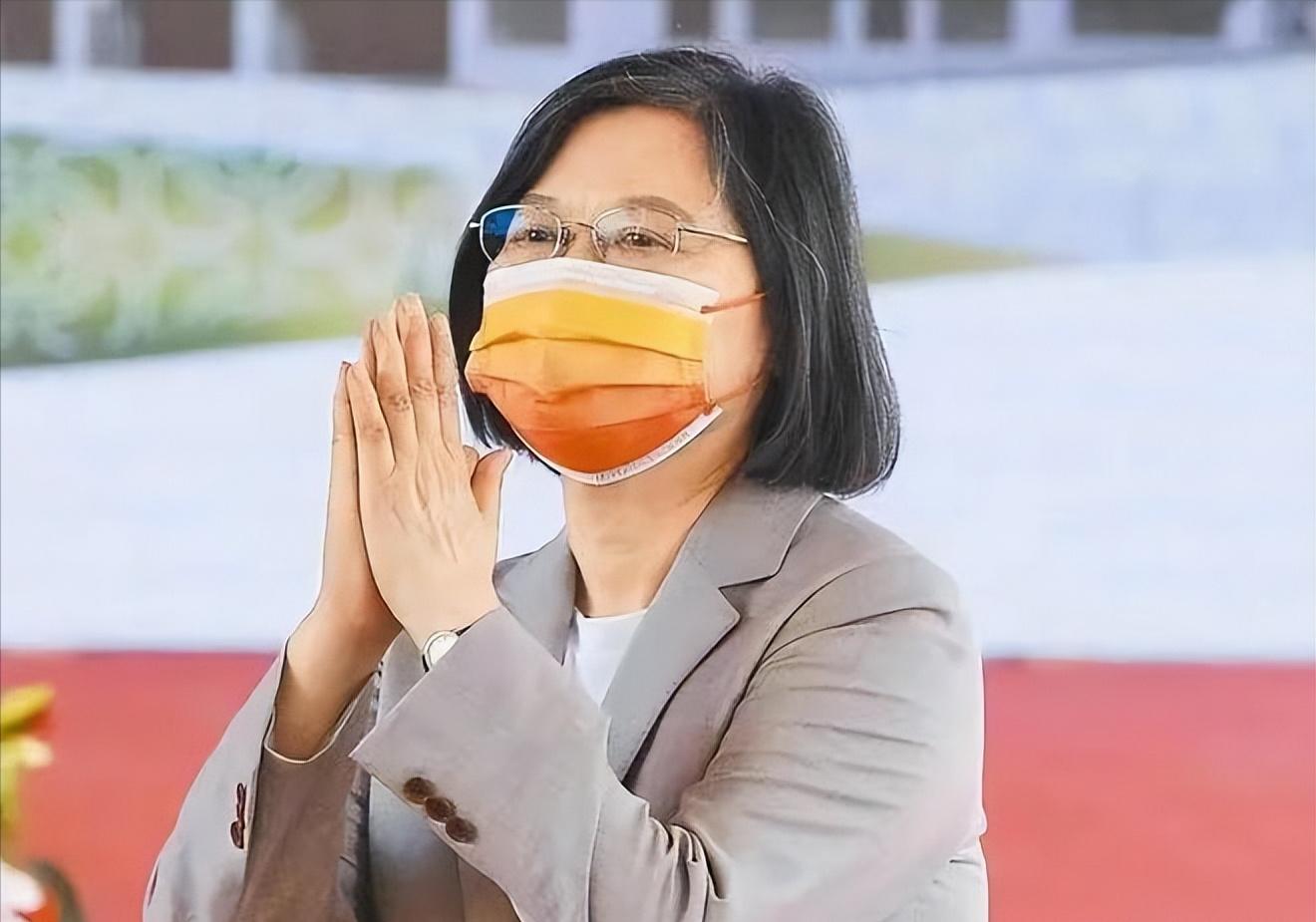 两岸关系转折点？蔡英文宣布重大决定，台湾地区义务役延长至1年