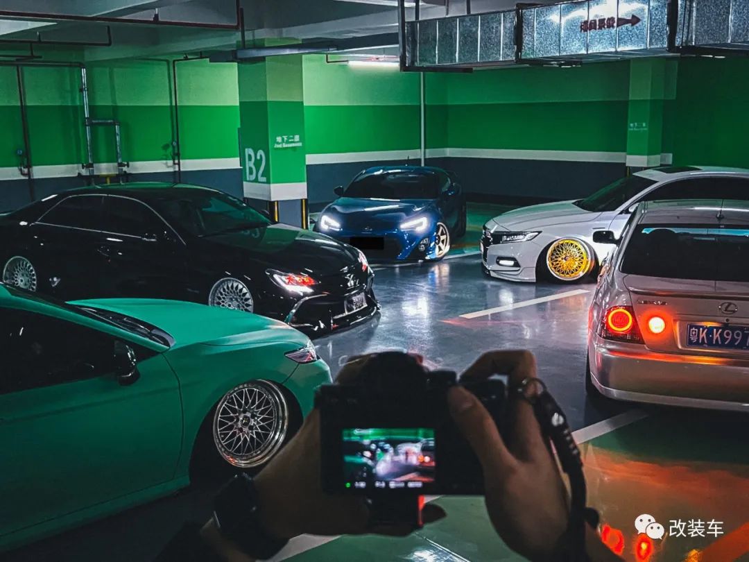 丰田锐志改低趴真实图片,丰田锐志低姿态改装的价格表