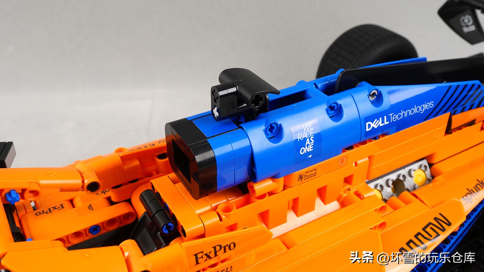 乐高42123迈凯伦塞纳机械组开箱,乐高42141迈凯伦f1赛车拼装过程