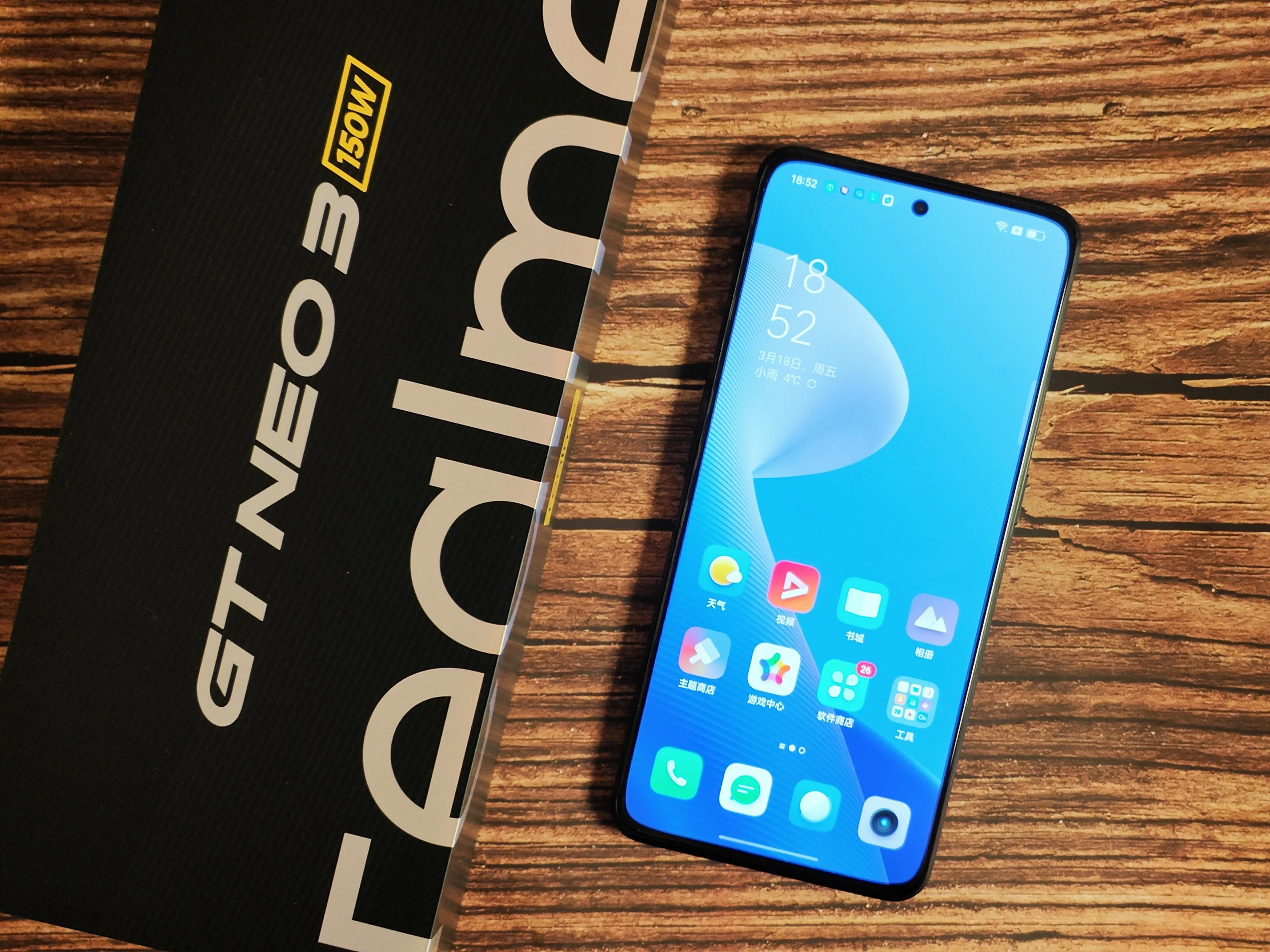 手机钢化膜怎样贴才正确视频教材,手机到底要不要贴背膜