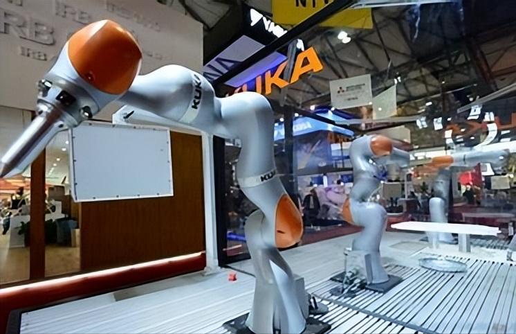 人类的智能好帮手,工业机器人有多重要