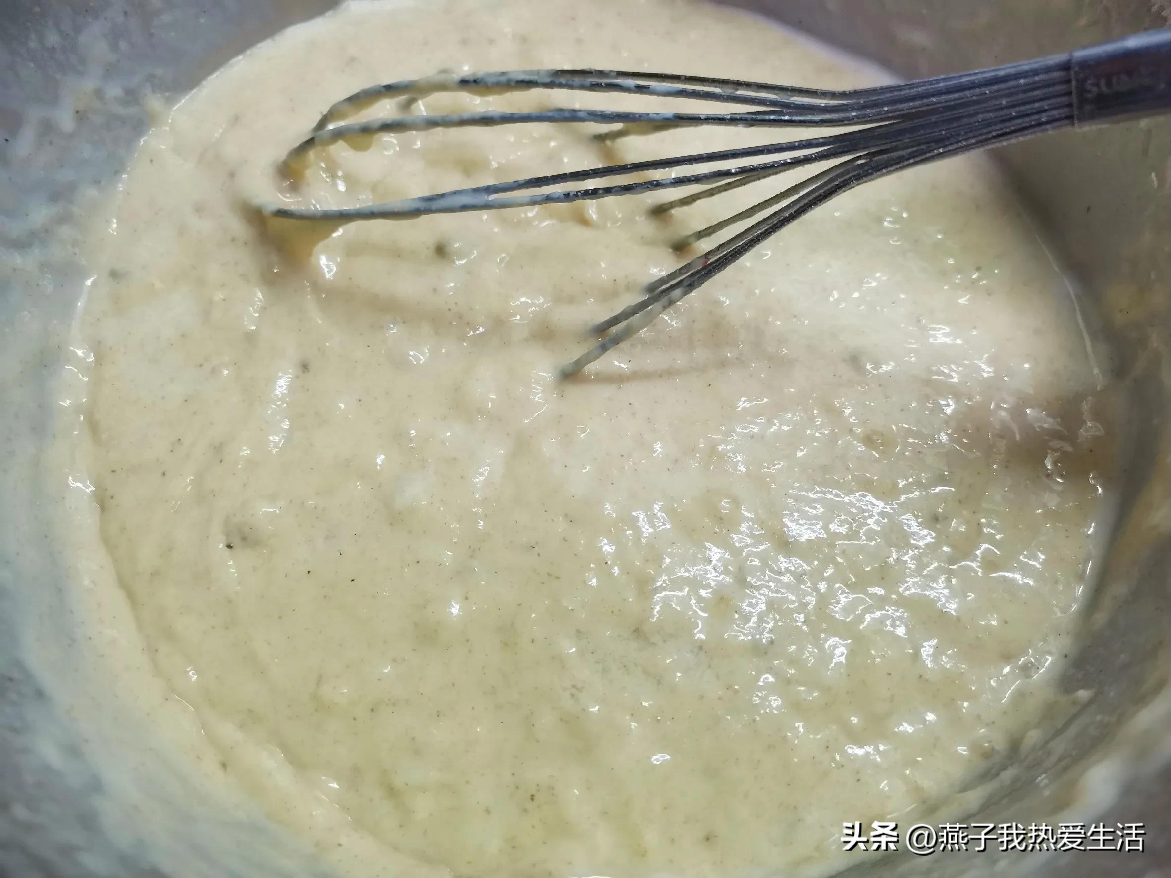 怎么做牛奶香蕉蛋糕不用淀粉面粉,自发面粉做香蕉蛋糕教程