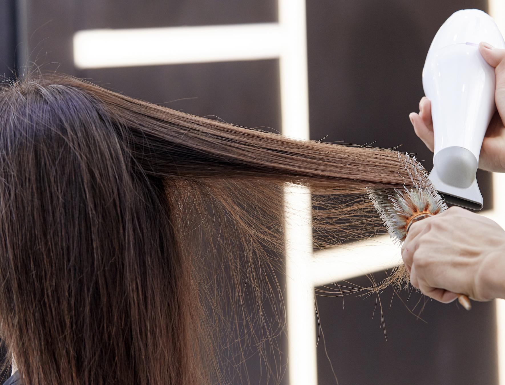 如何选购负离子吹风机,怎样选购家用吹风机