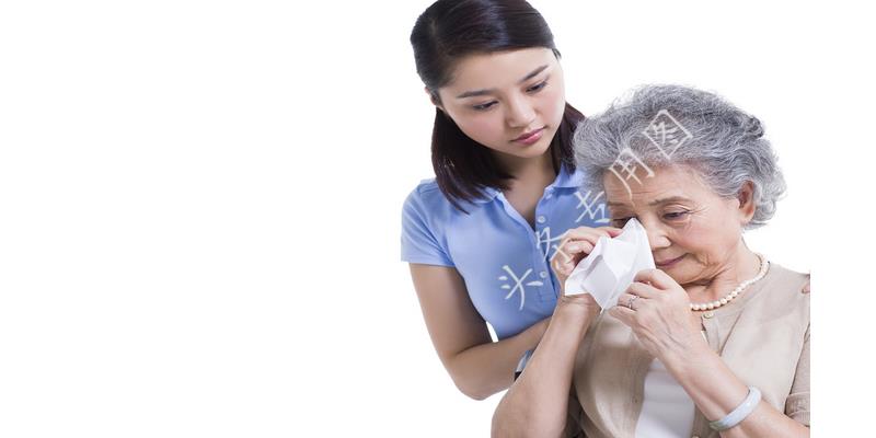 男邻居说捡到了我的衣服，我上去看了才发现那是我的内衣