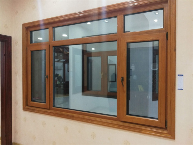 瓦瑟系统门窗,窗户中空玻璃如何防起雾