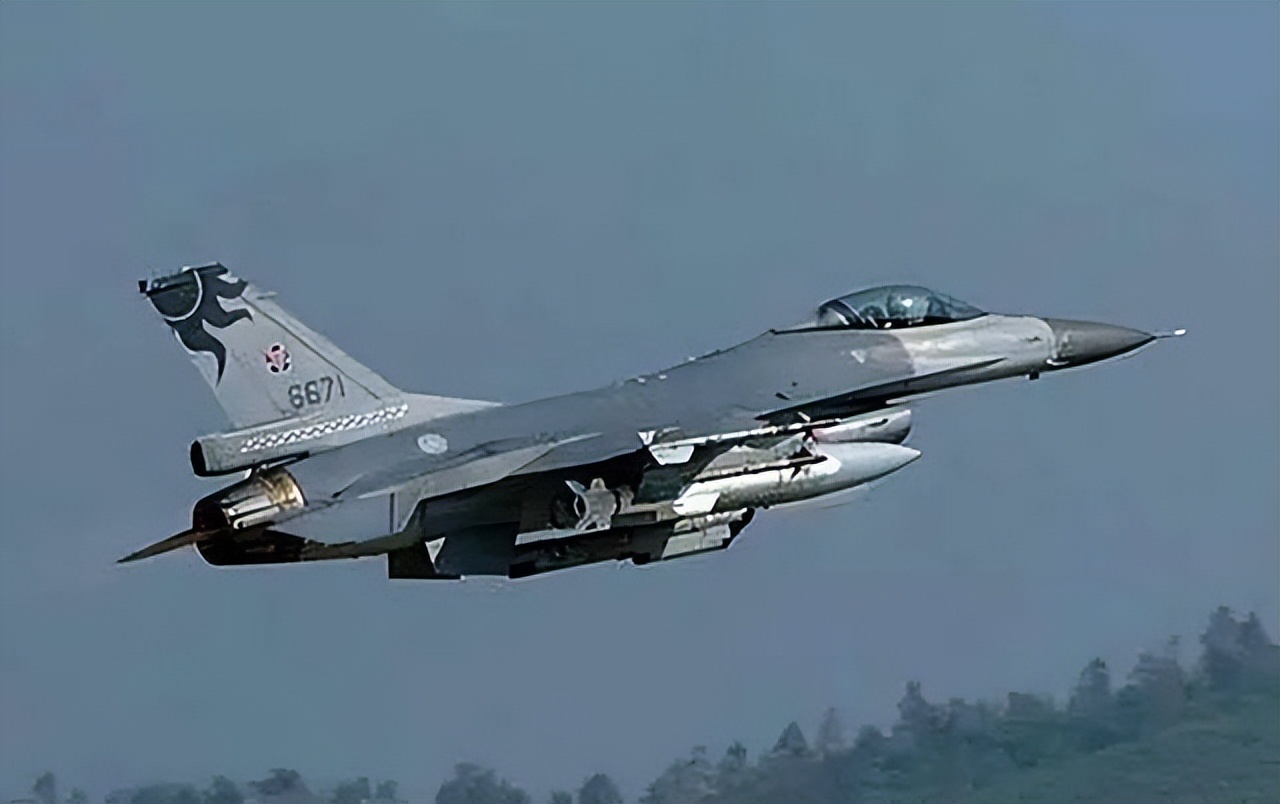 解放军要想全胜统一台湾，究竟需要投入多少兵力和*器武**装备？