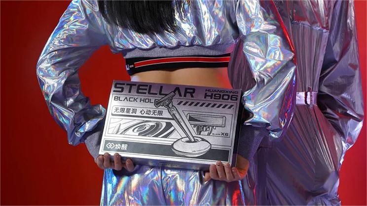 满分女友的礼物，焕醒星洞小飞碟剃须刀竟然是解压神器