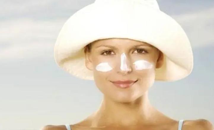 防晒霜推荐兰蔻,防晒霜排行榜第一名兰蔻小黑瓶