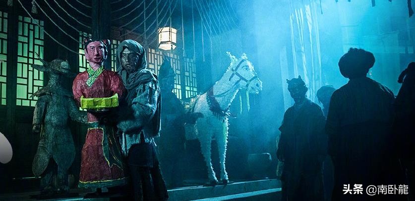 《阴阳打更人》上映,彭禺厶破猫妖索命案,扶乩追踪术致敬英叔