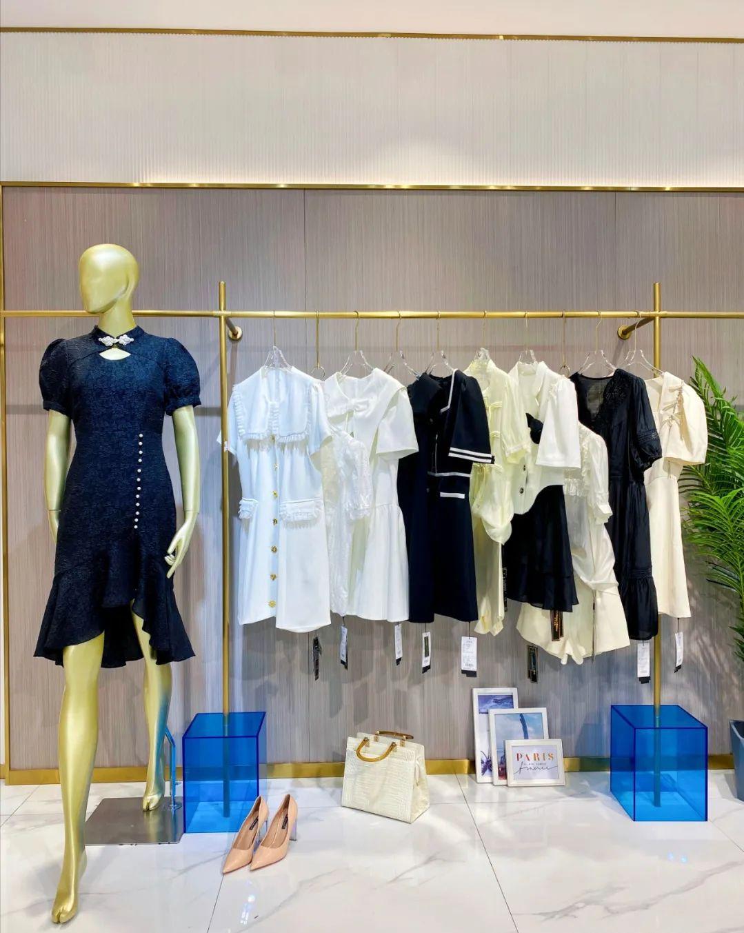 米多国际黑白花裙子,米多国际真丝女装