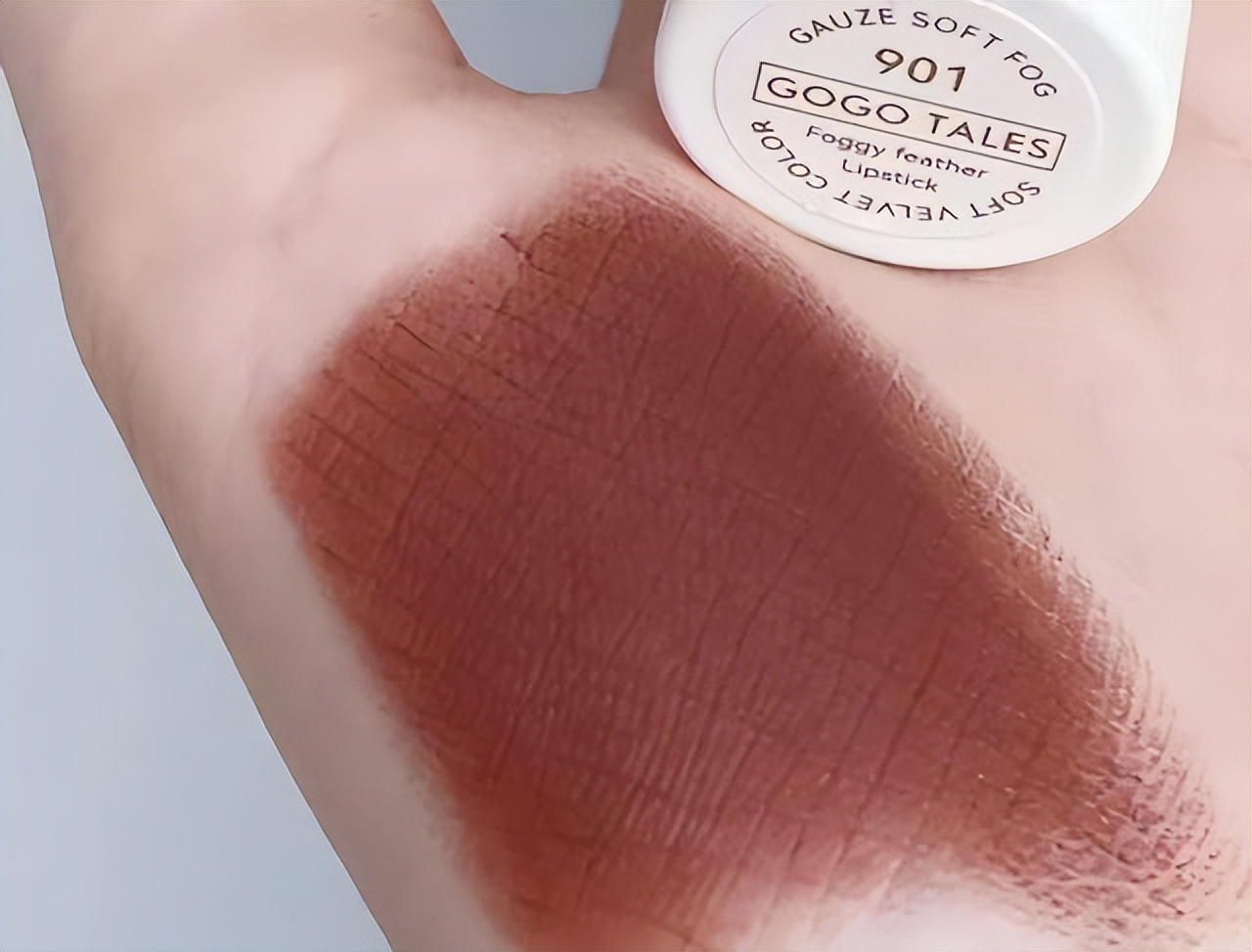 显白提气色的口红平价,哪个口红色号显白又滋润