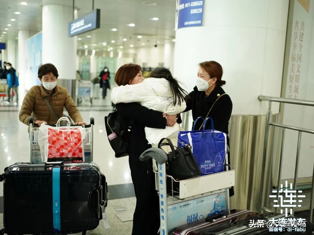 乙类乙管后厦门首个入境航班,乙类乙管第一班入境航班