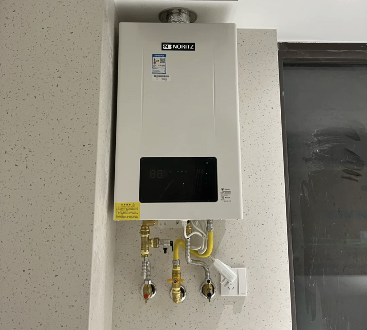 已经装好的燃气热水器如何零冷水,为什么师傅不建议装燃气热水器