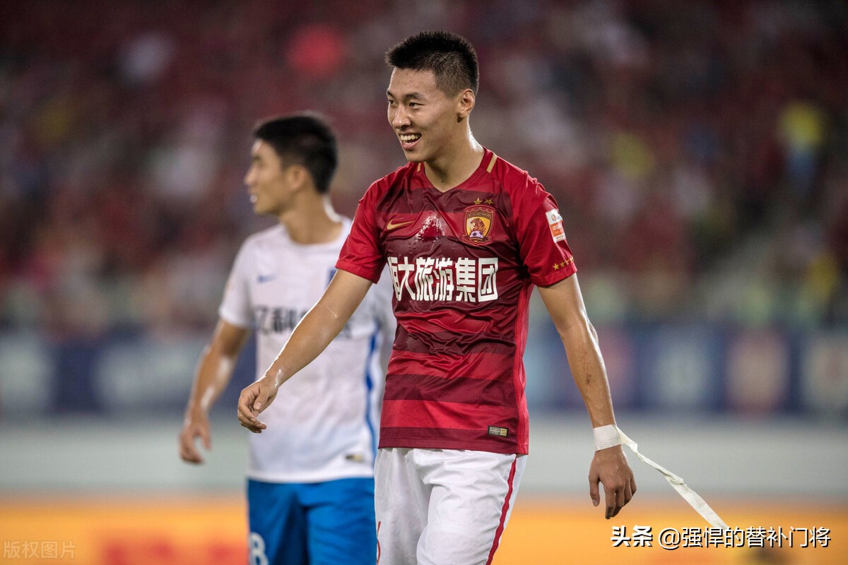26岁前国脚加盟武汉长江队！中甲24场0球，试训升班马失败