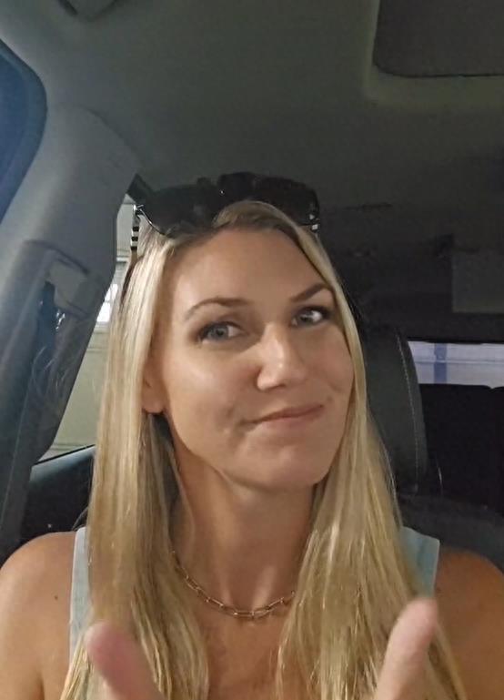 惊!13岁少女意外发现家庭录像带,竟然揭露父亲肮脏的秘密!