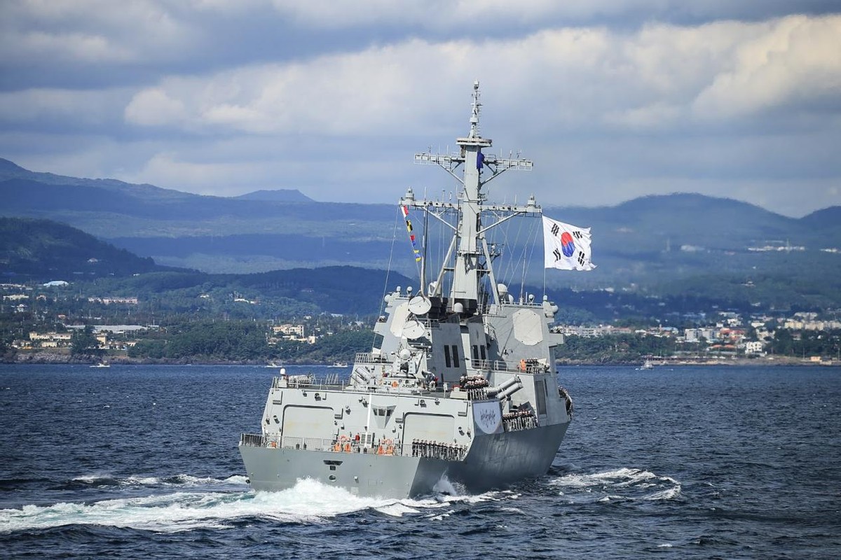 朝鲜试射火星17型洲际导弹,朝鲜发射洲际弹道导弹日韩忙指责