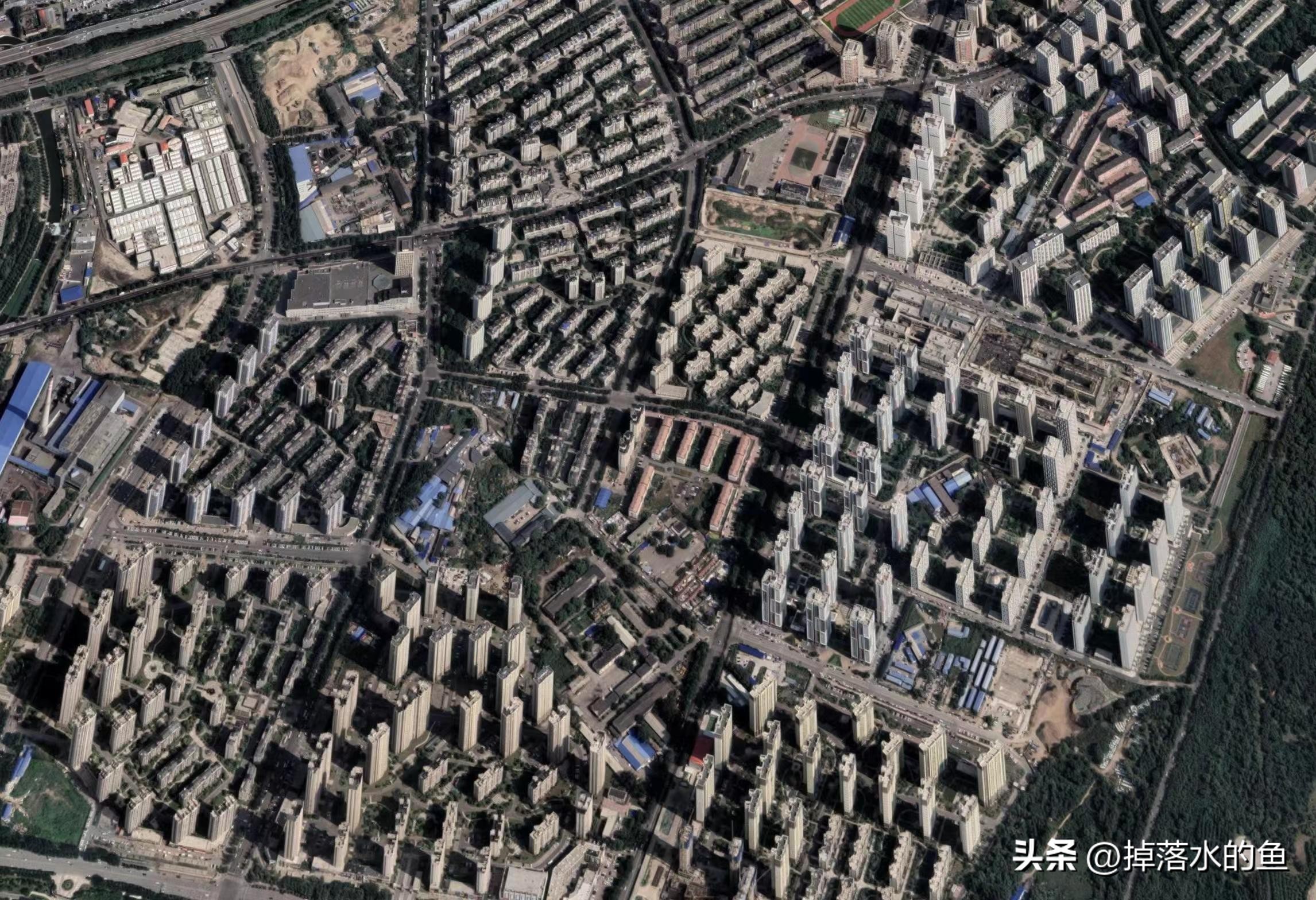 到今天才知道，全世界只有中国人全民住楼房，其他大都是一户建