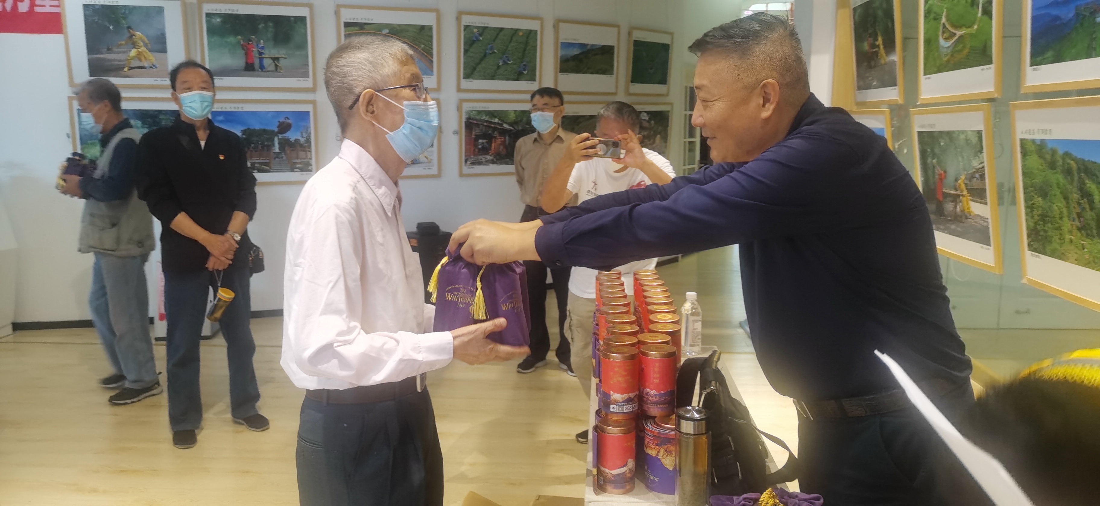 三大节日走访慰问老干部,三老人员慰问方案