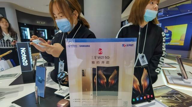 三星降价2800元,三星手机降价千元清仓120hz