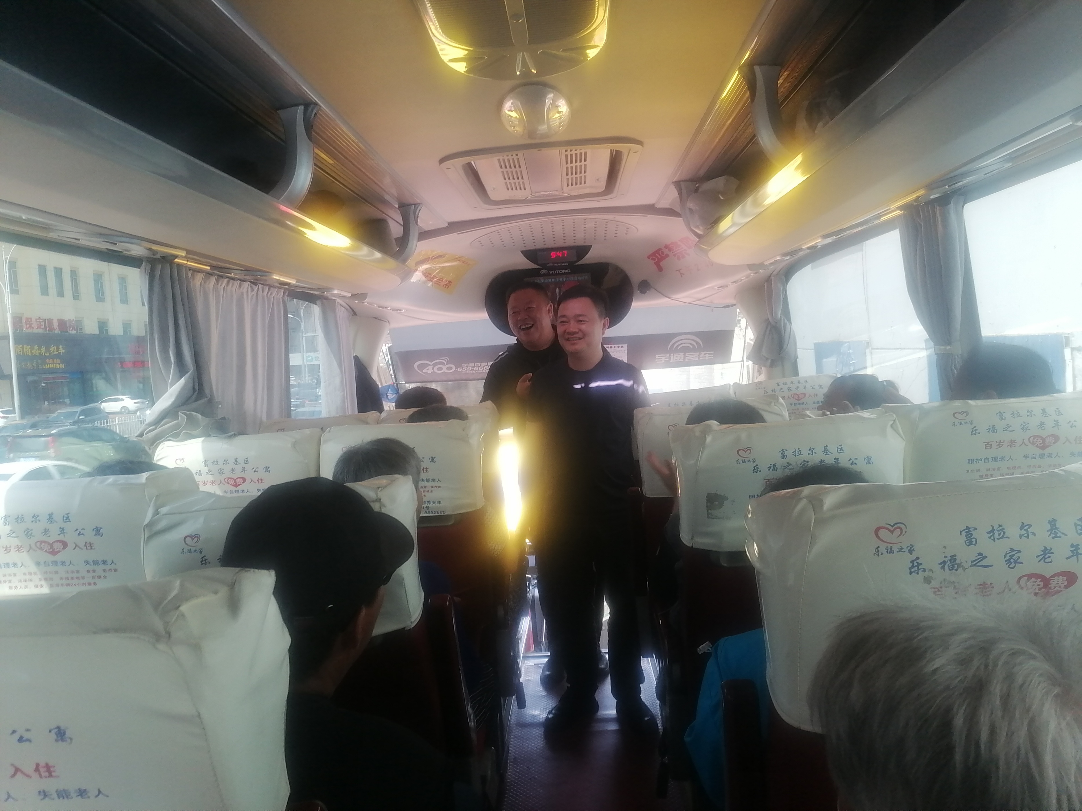 爱心义诊进乡村为民服务暖人心,爱心义诊为偏远乡村群众送健康