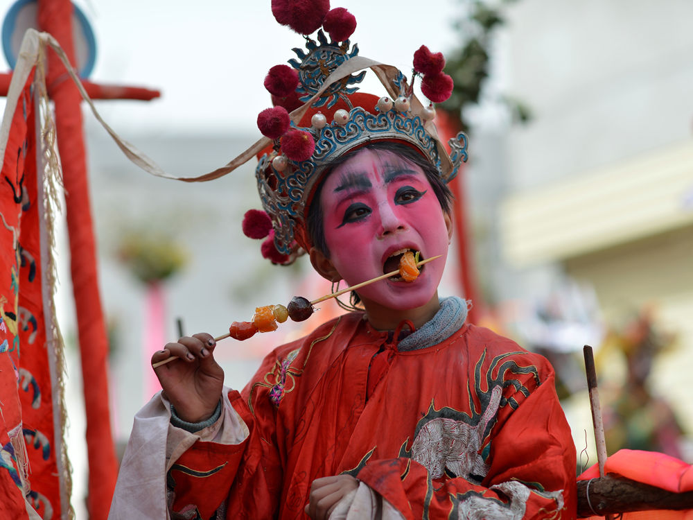 社火高跷过大年,非遗高跷过大年