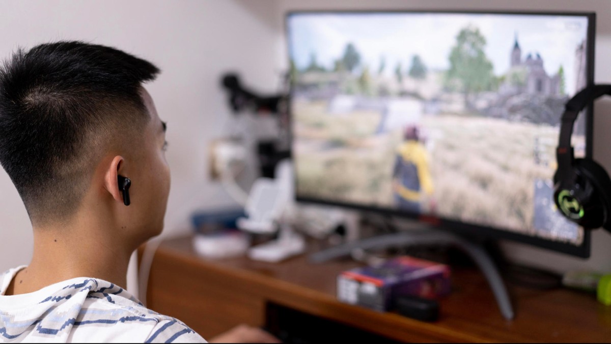 五百元降噪头戴式蓝牙耳机测评,旗舰降噪真无线耳机横评