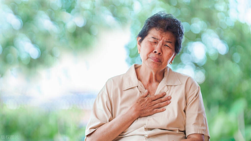 47岁女人心悸发慌是什么原因,年轻人心脏房颤是怎么回事