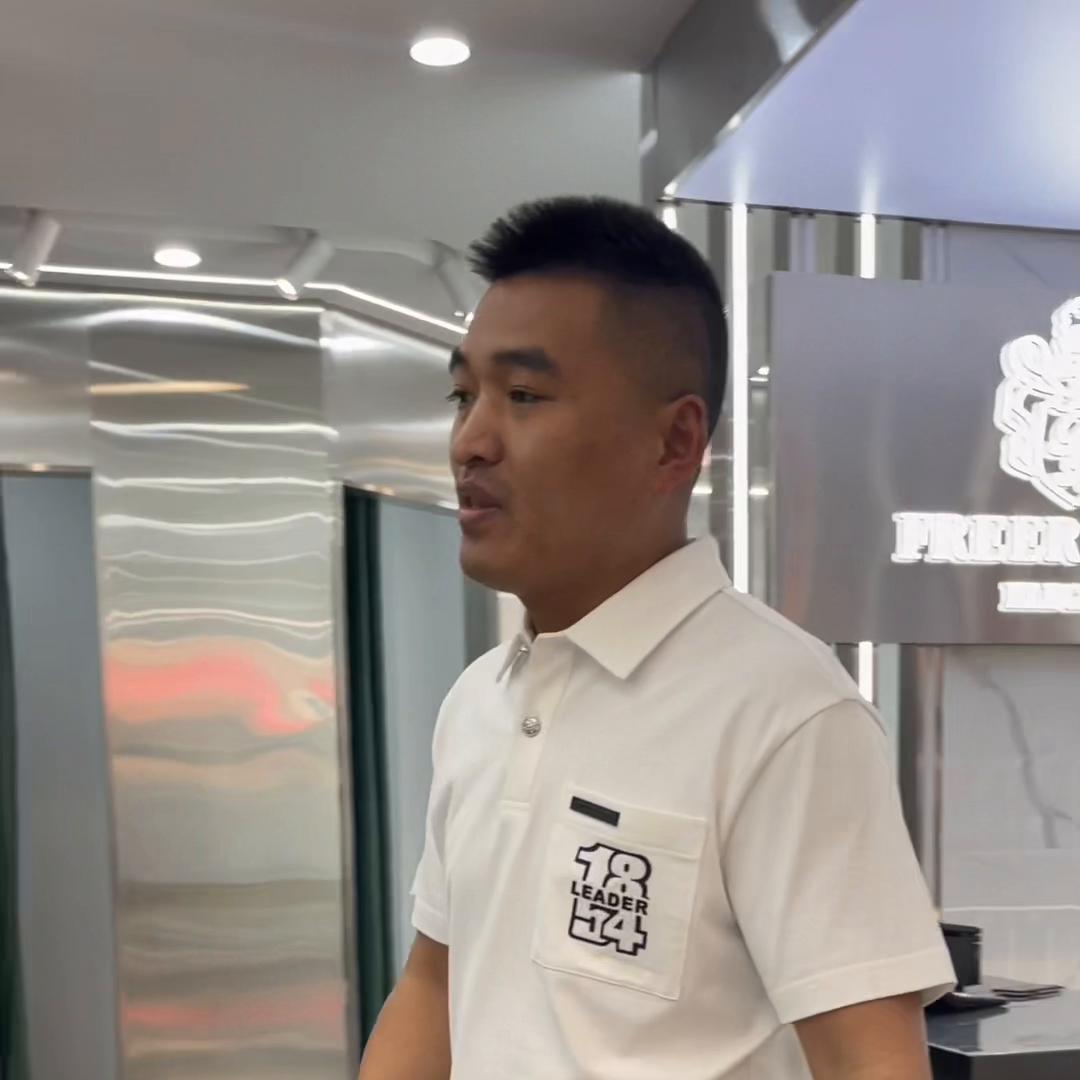 给大家介绍一个新伙伴,给你介绍一位新朋友