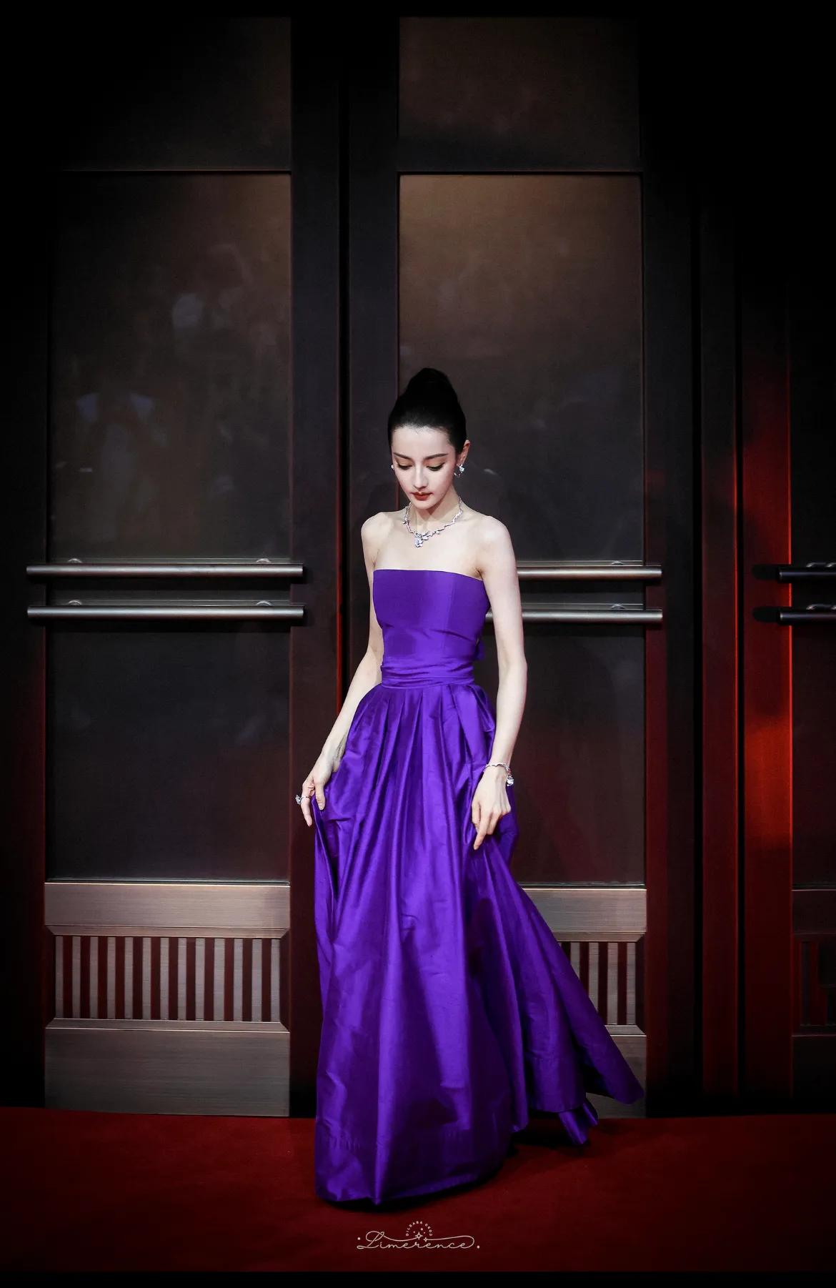 金星竟让全女星不穿衣服！他这句话将让众女星都受害，热巴已受害