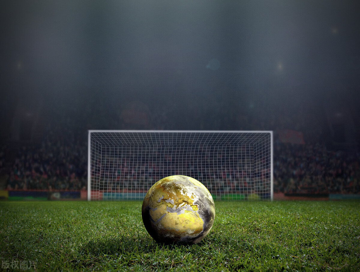 熬夜看足球比赛的球迷,世界杯提示大家不要熬夜看球