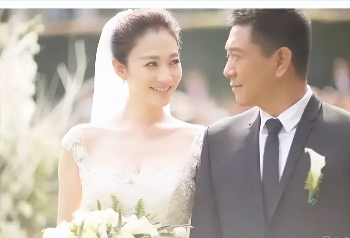 徐佳宁与李小冉现在婚姻状况如何,李小冉徐佳宁相差多大