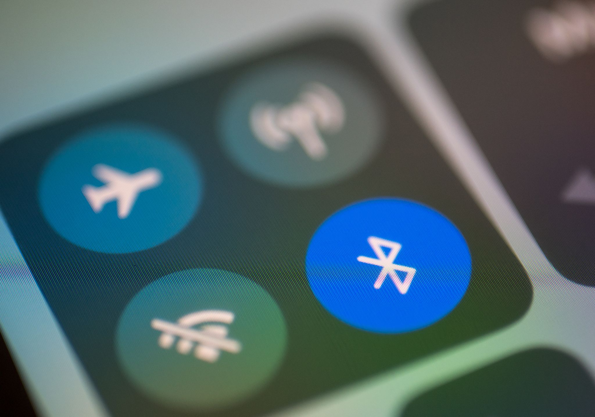 关机拔卡还能被追踪吗,关机拔卡行程能查询到吗