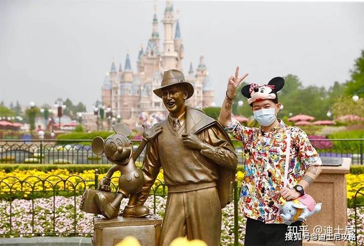夏天少晒太阳，2023上海迪士尼详细攻略带娃、情侣、家庭出游必看