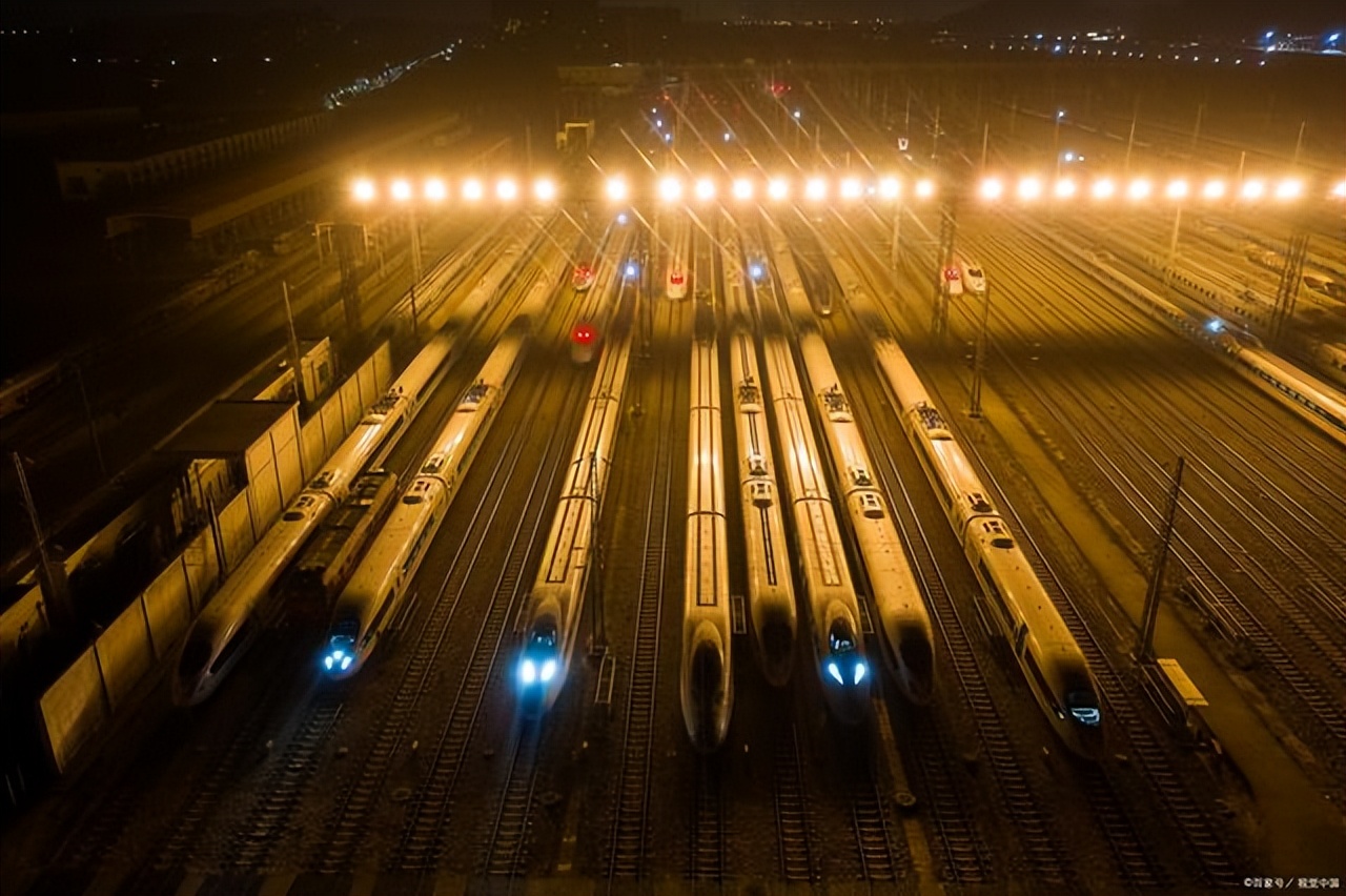 北京西站和高铁站的区别,北京西站是地铁还是高铁