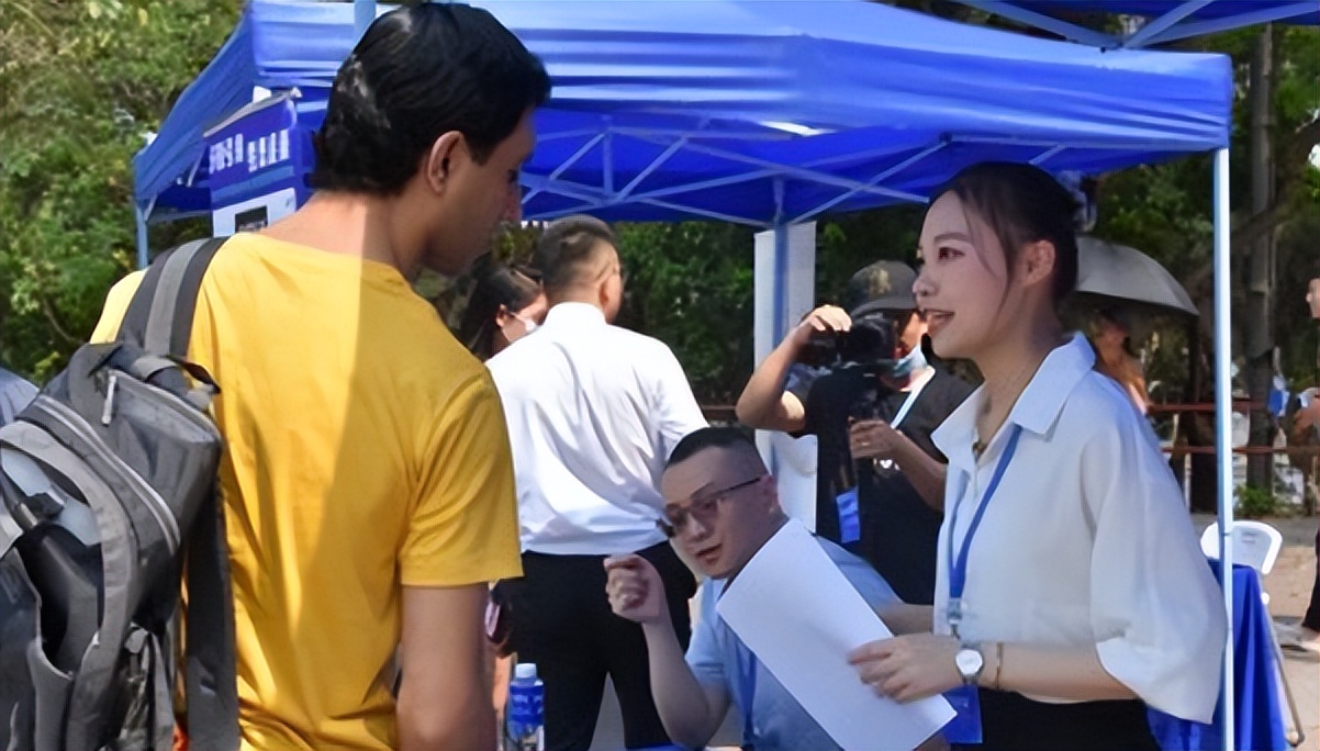 985计算机毕业生月薪3000,985计算机本科真实就业现状