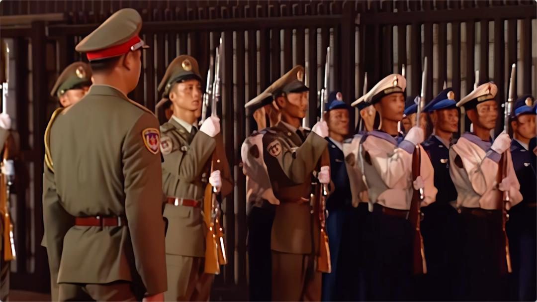 有以前当过军人的明星,16位曾是军人的明星