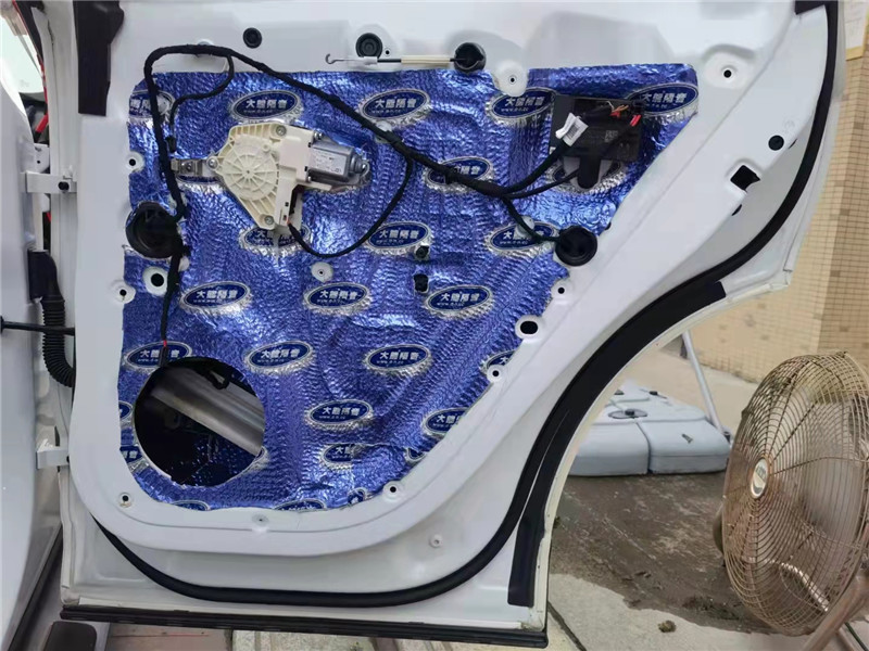 奥迪q5改装音响dj效果,东莞奥迪q5改装音响最佳案例