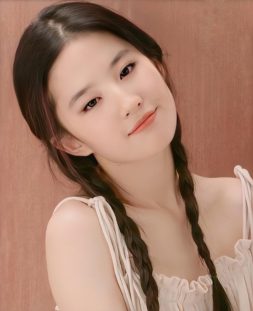 《梦华录》口碑陡转之下，颜值抗打的刘亦菲人设崩塌？