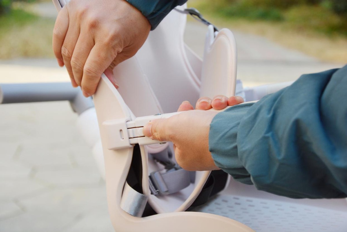 酷骑遛娃神器m1和m2的区别,遛娃神器酷骑哪个好