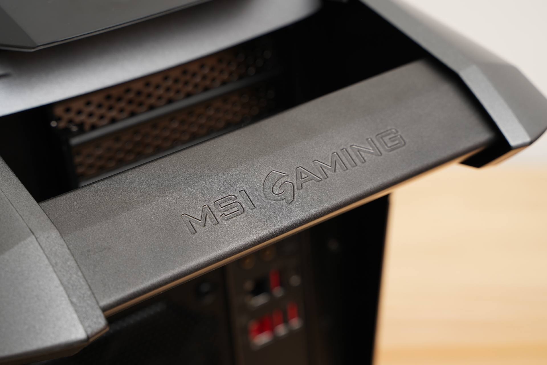 微星宙斯盾ti5值不值得买,微星宙斯盾ti5怎么样