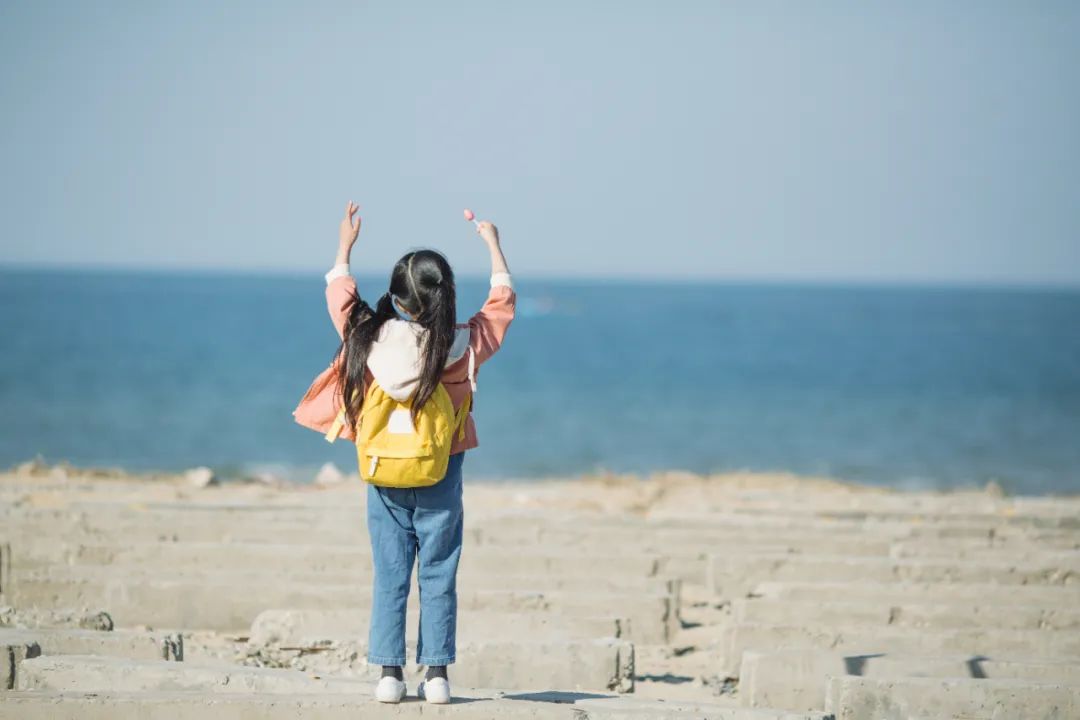 花1000万鸡出来的孩子，长大后月薪5000，这笔账不是这么算的！