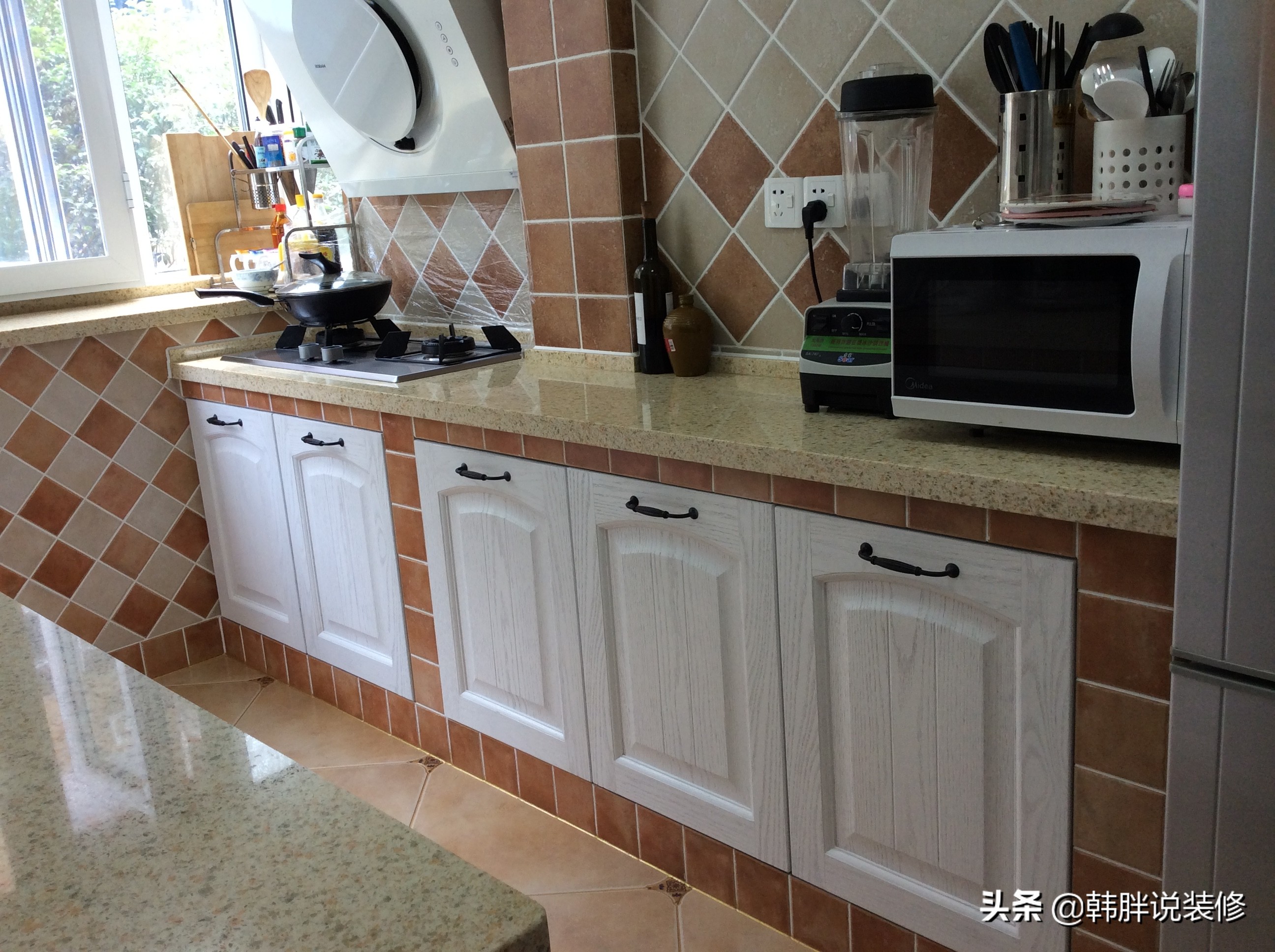 越来越多人装修不请设计师,越来越多人不定制橱柜