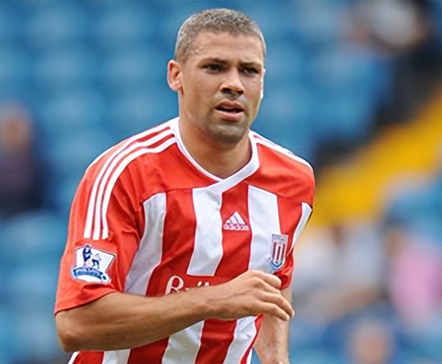 沃特福德最后的下场,沃特福德双杀曼联