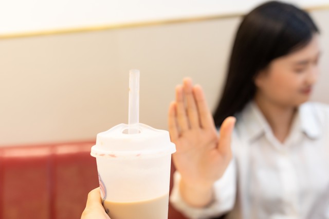 男生总是送我生活用品,男生老是送一些便宜的小礼物