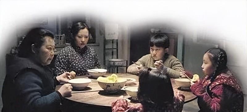 情满四合院娄晓娥是谁的前妻,情满四合院娄晓娥个人简历