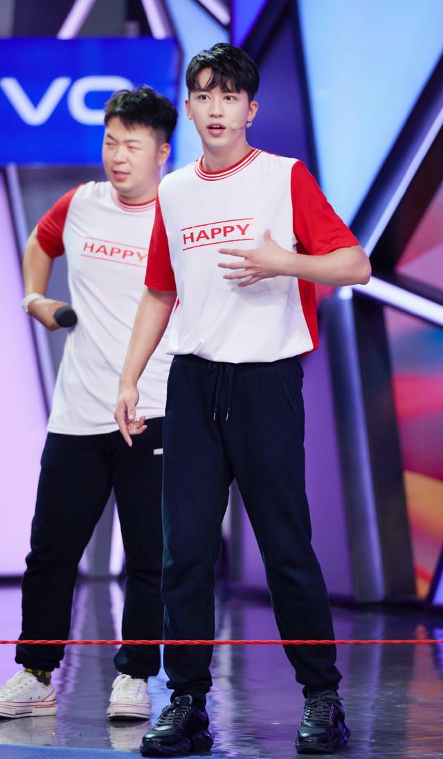 jimmychoo经典公主鞋,jimmychoo这款高跟鞋很仙很美