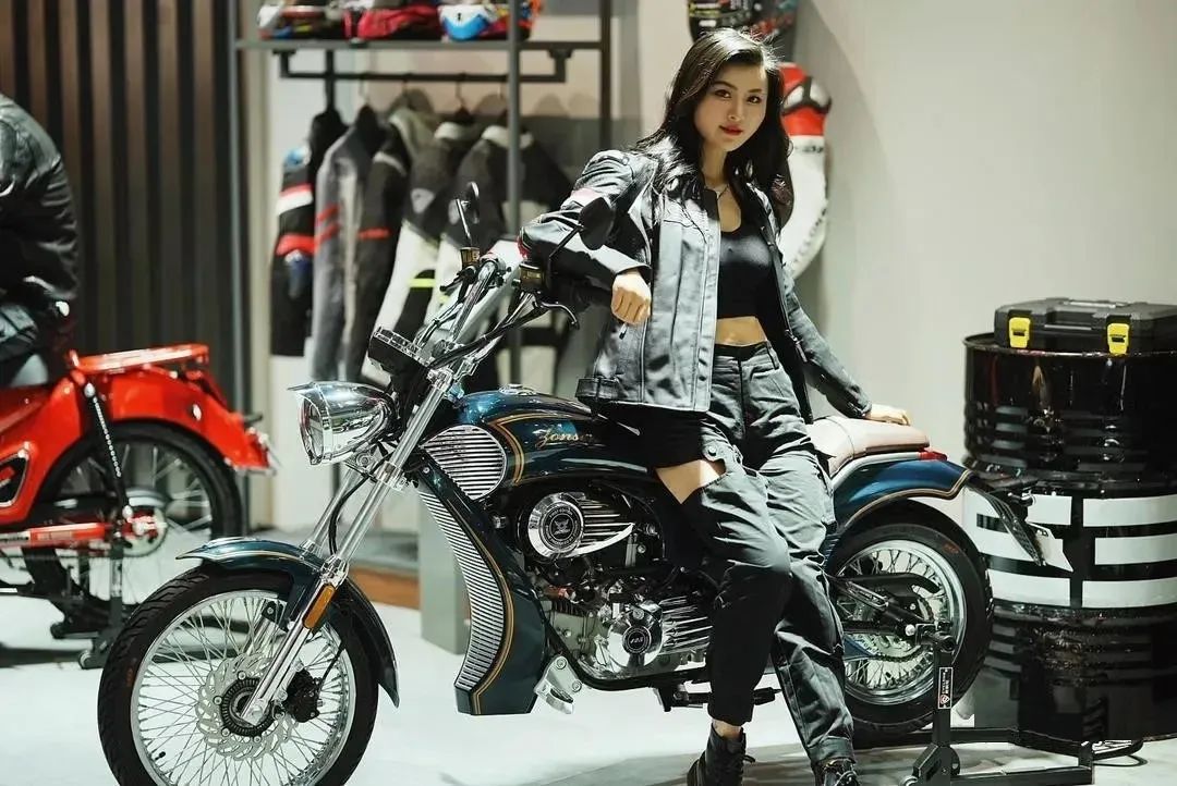 哈雷“大狗”既视感？Chopper风格的宗申自动挡小太子125EC要来了