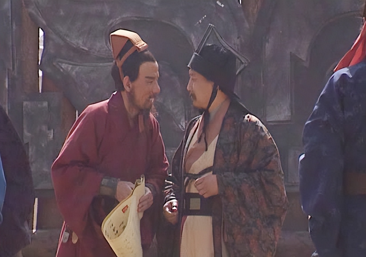 诸葛亮临死后司马懿痛哭,诸葛亮临死前安排谁吓走司马懿