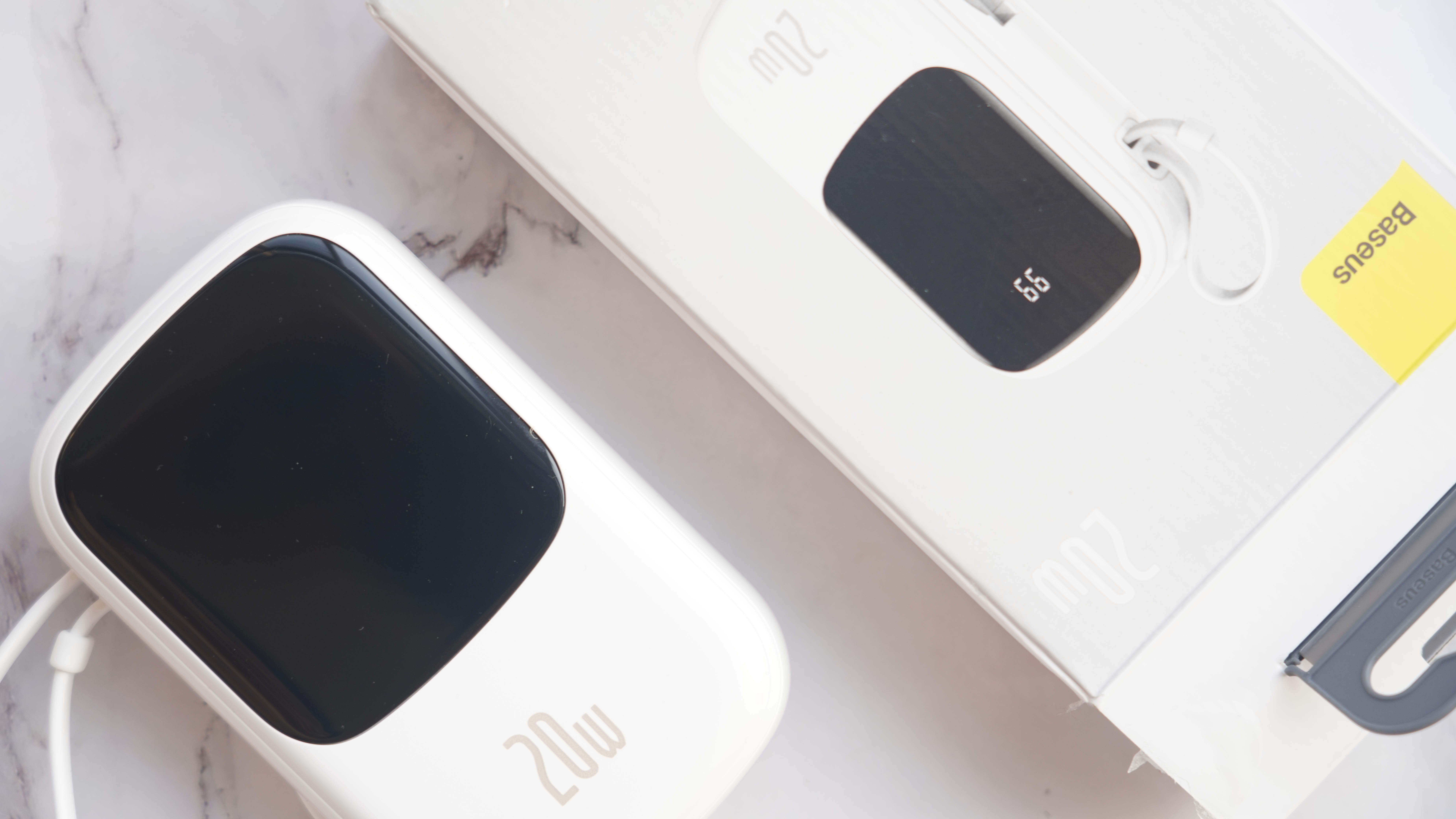 有科技感的充电宝,充电宝科技感超大容量