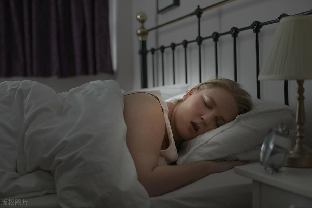 我现在出现全身湿疹怎么治,我40岁了为什么还长湿疹